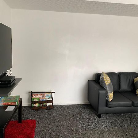 Spacious House In Central Манчестер Экстерьер фото